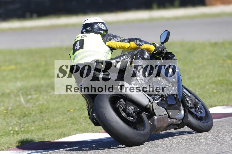 /Archiv-2025/54 19.09.2025 Speer Racing ADR/Instruktorengruppe/backside